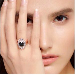 Henri Bendel Rose Gold Tone Crystals Statement Ring Size 7